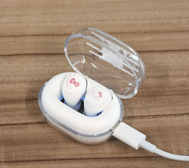 Hello Kitty Completely wireless stereo earphones – photo 5 of 5