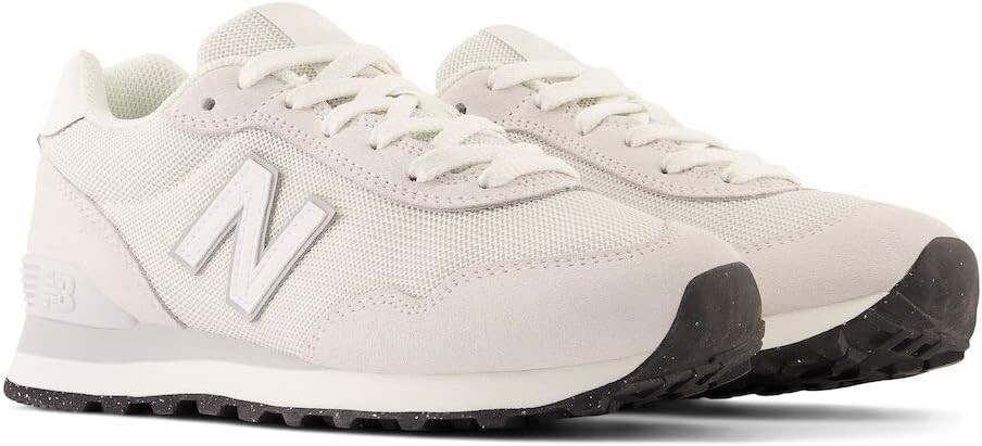 New Balance Women's 515 V3 Sneaker – photo 2 of 5
