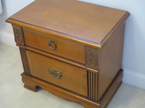 Wood night stand