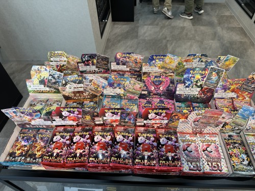 Packs and their chase cards in Japanese #pokemon