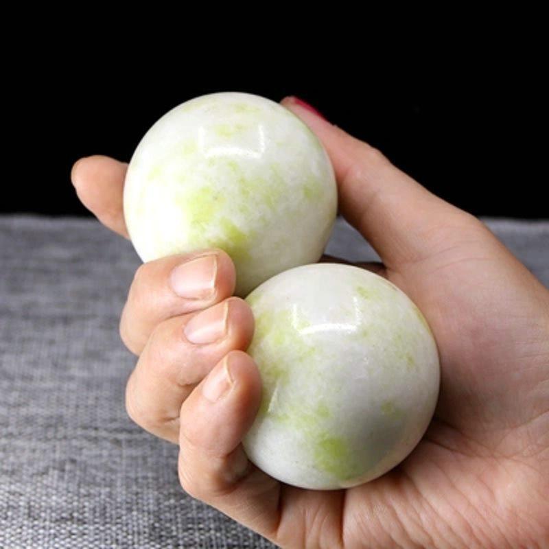 Rotating Jade Fitness Ball For Hand Exercise – photo 2 of 5