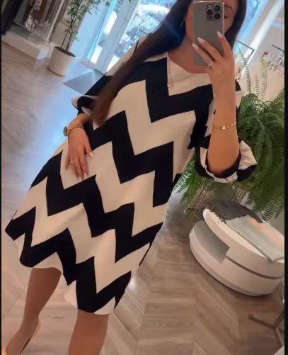 Euro-American Style Fashionable Figure-flattering Youth-enhancing Long Dress – photo 2 of 3