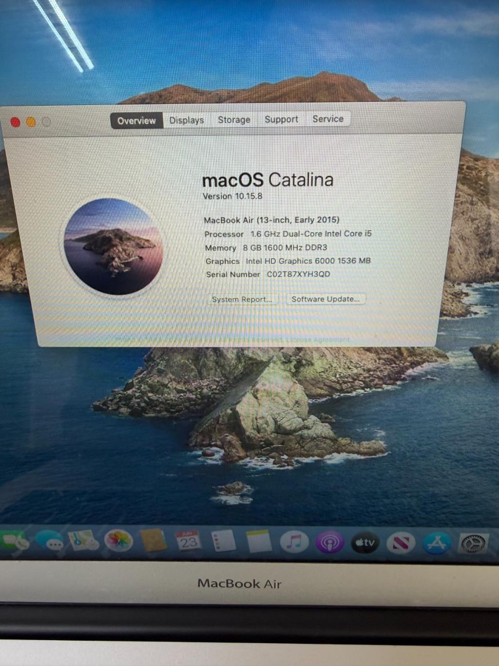 Apple MacBook Air 13.3 in (128GB SSD, Intel Core i5 5th. Gen., 1.6GHz, 8GB RAM) – photo 2 of 3