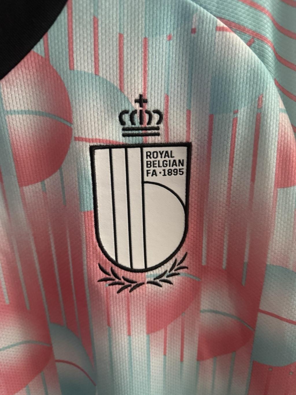 Adidas Belgium 2026 World Cup Away Jersey Stadium (Fan Edition)Men's L Brand New – photo 2 of 3