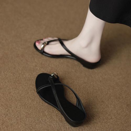 Beautiful Non-fatiguing Sandals Perfect With Summer Dresses
