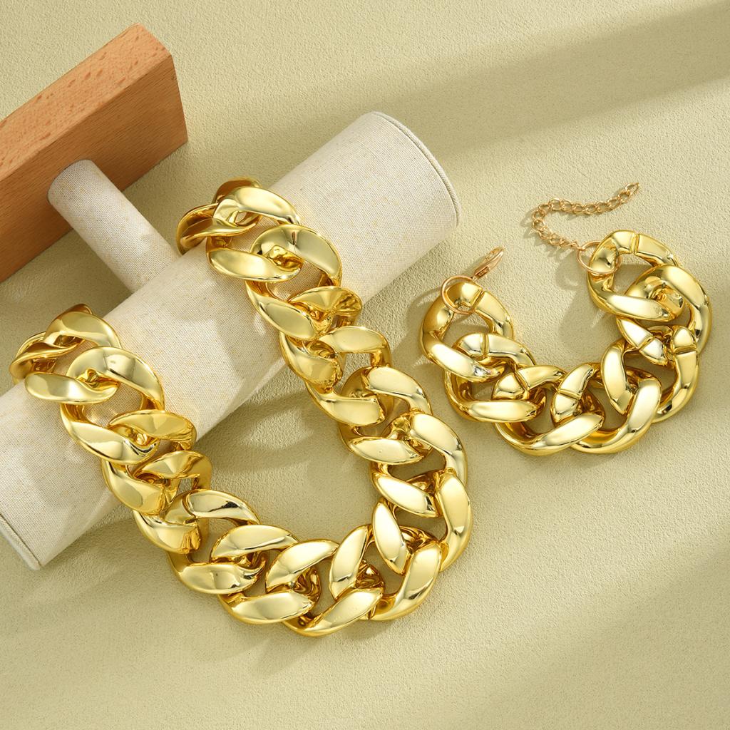 Women Chunky Link Jewellery Set
