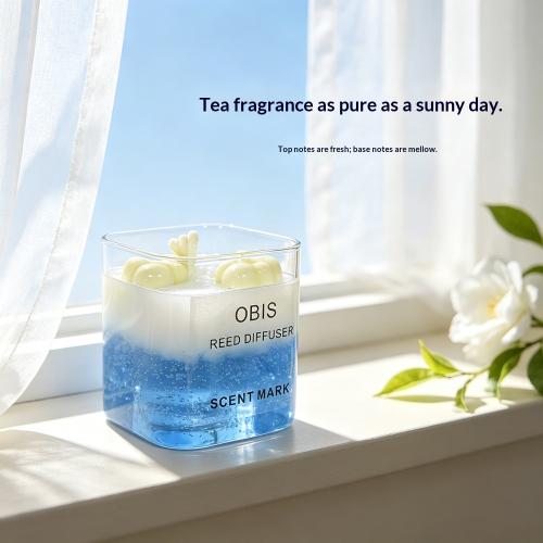 Cloud Clear Sky And Ocean Scented Candle For Indoor Use