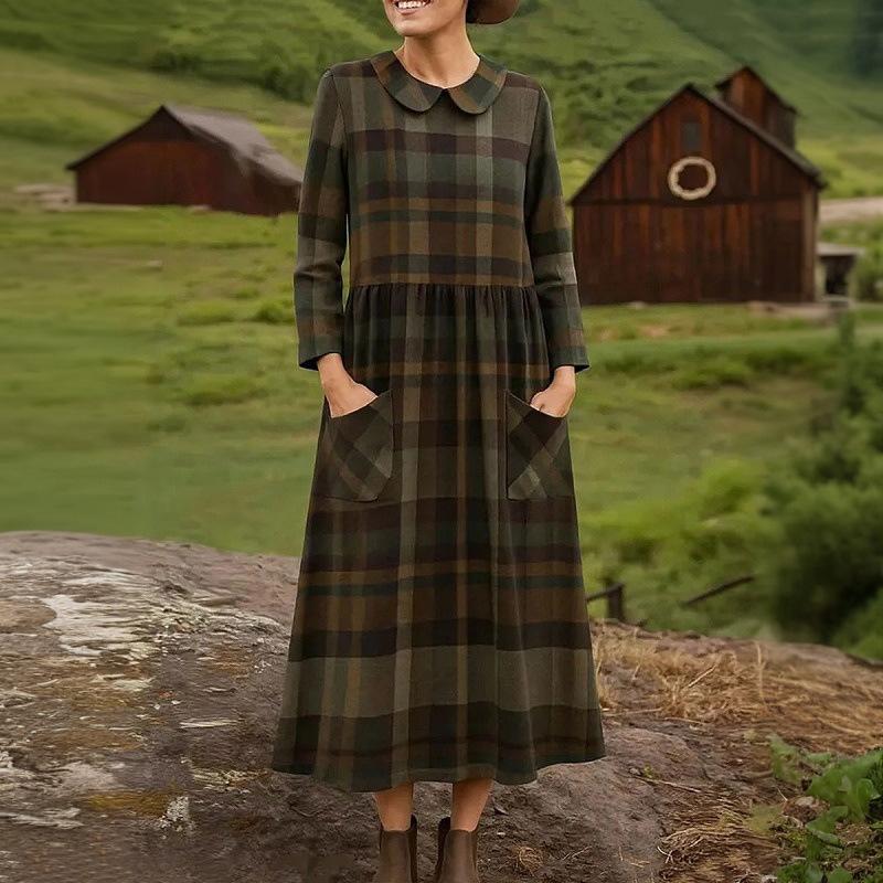 Hepburn-style Gingham Doll-collar Dress