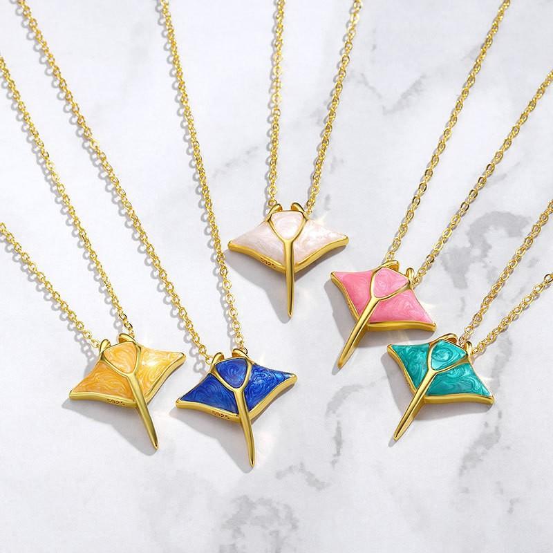 Womens Nautical-Style Manta Ray Pendant Necklace