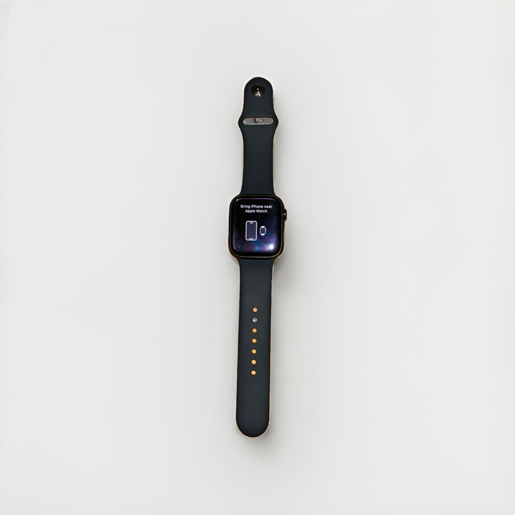 Apple Watch Series 8 45mm Gps + Cellular, Unlocked Like A New.
