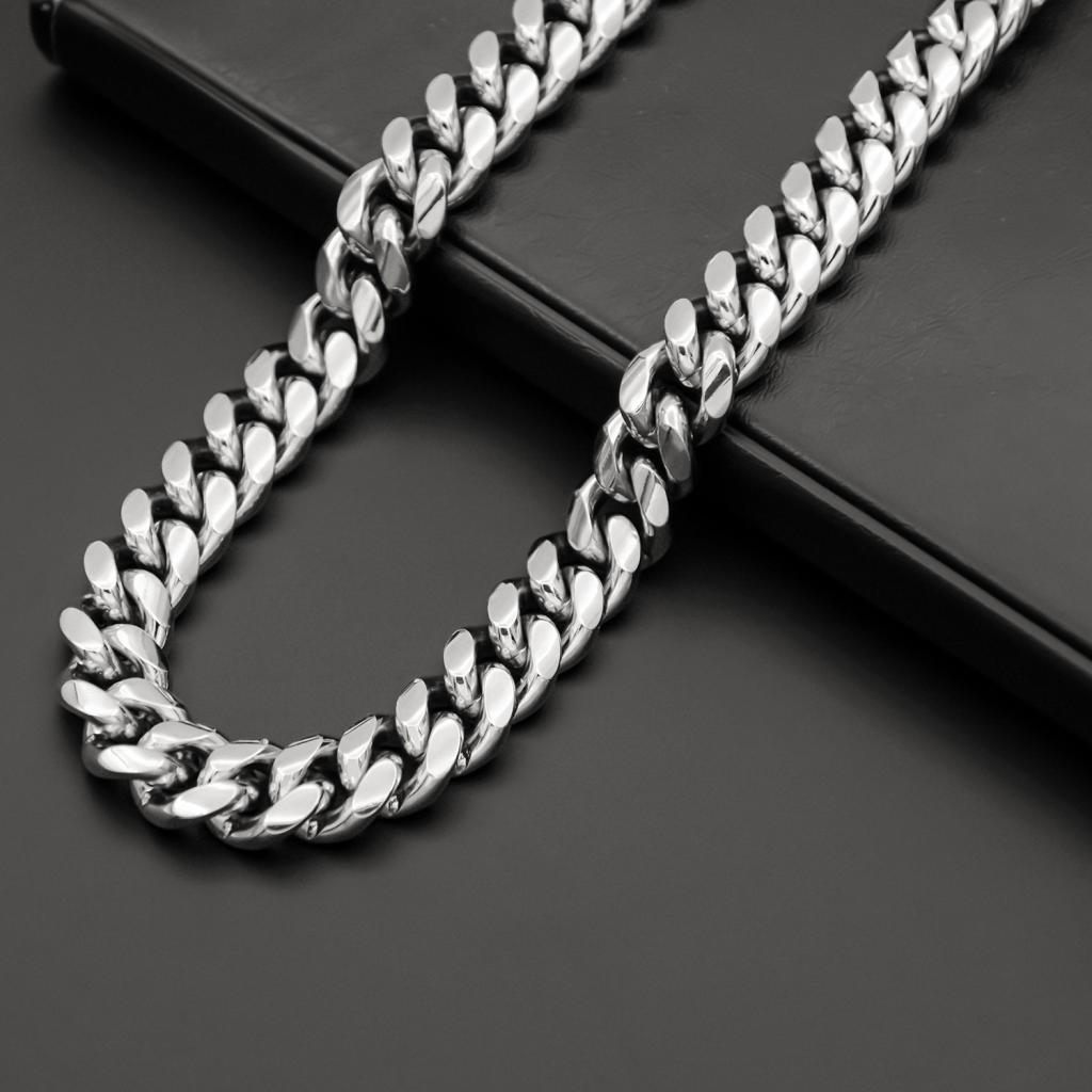 Stainless Steel Color-locked Flat Clasp Necklace