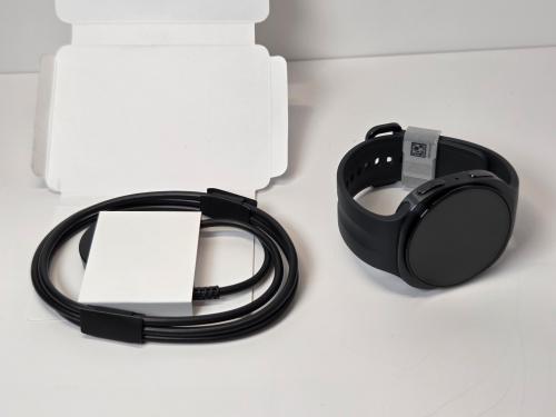 NEW Samsung Galaxy Watch 9 40mm - SM-L340 Graphite S/M GPS - Bluetooth - Wi-Fi