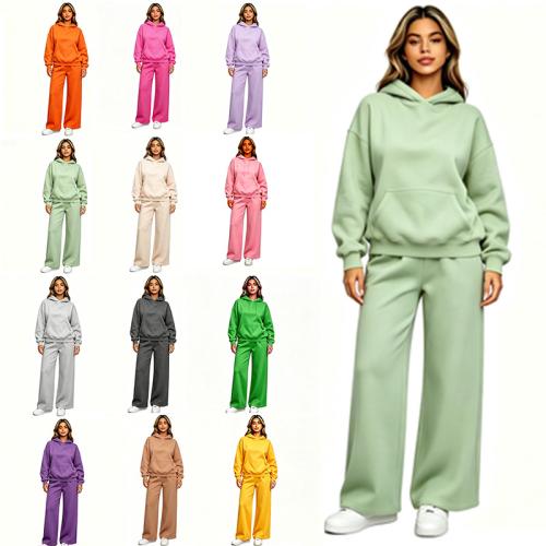 Athletic Outdoor Set Featuring Drop-shoulder Sleeves And Matching Wide-leg Pants