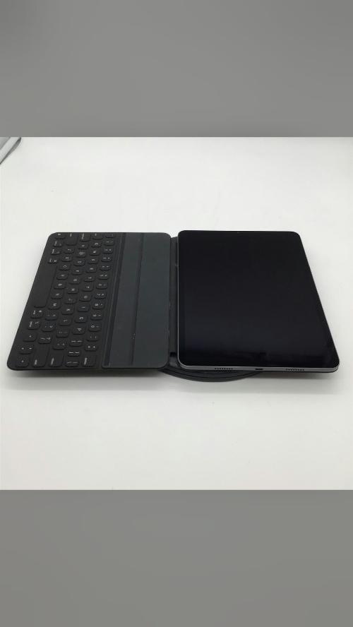 チェックしてみて Apple A2377 iPad Pro 3 256GB WIFI + Apple Smart Keyboard…
