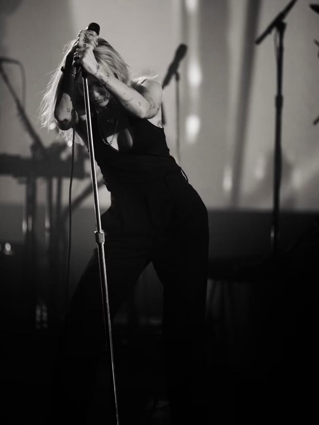 Photo by MILEY